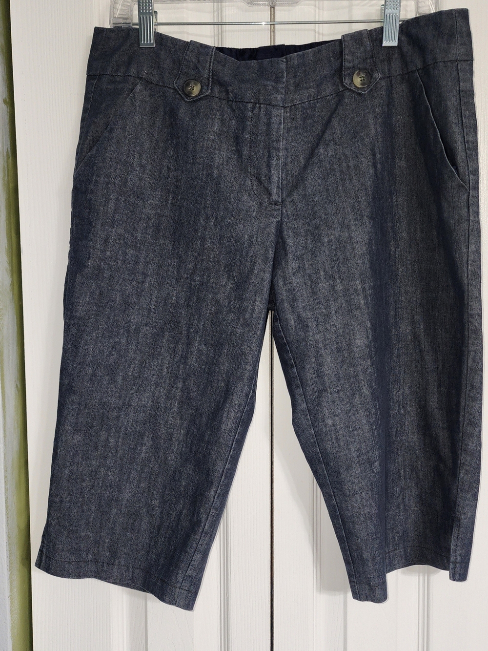 Y2K Juniors Size 11 Bermuda Distressed Denim-Style Shorts
